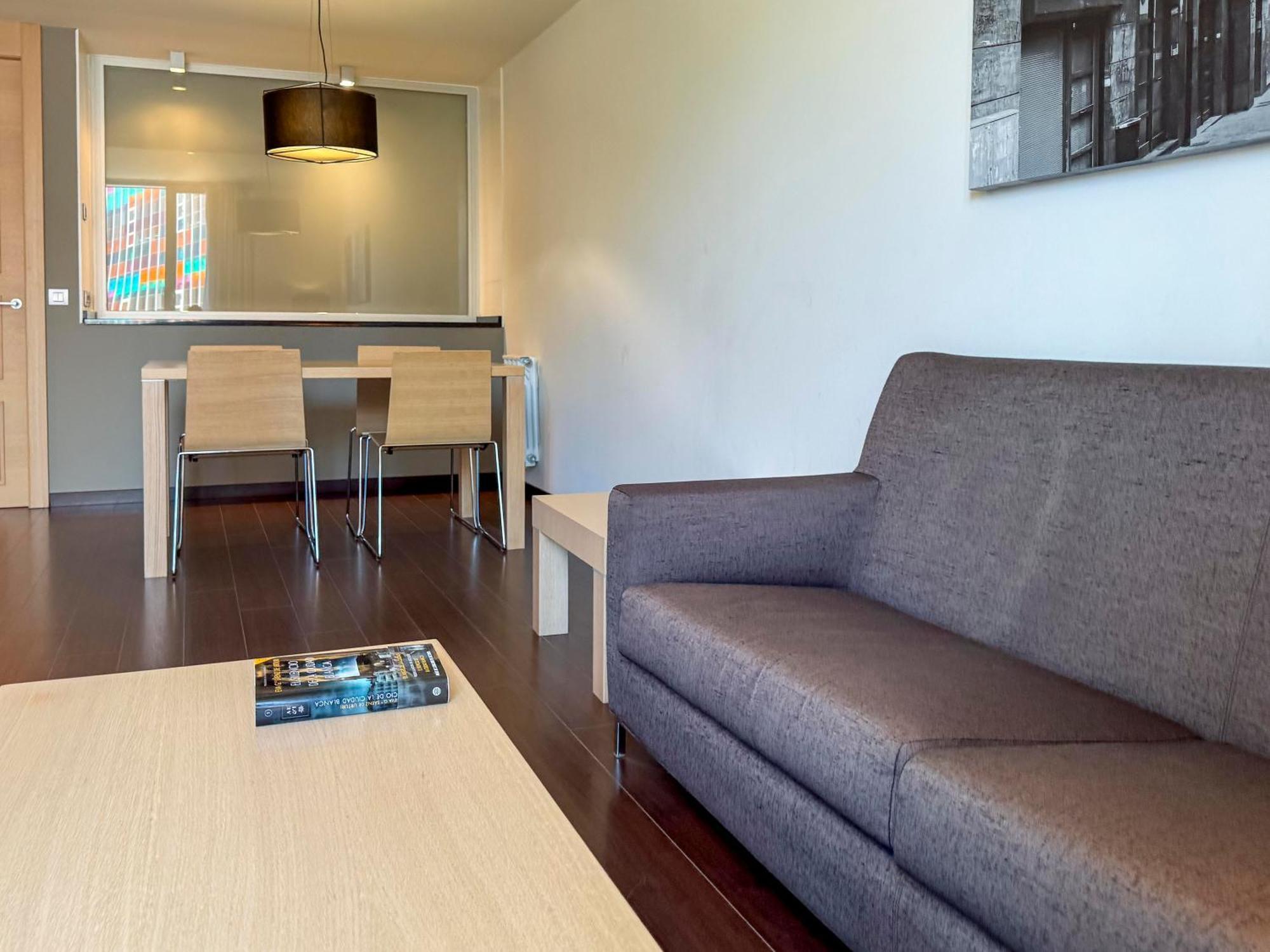 Hotel Jardines De Uleta Suites Vitoria-Gasteiz Zewnętrze zdjęcie